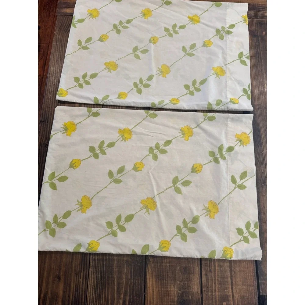 Vintage Yellow Roses Pillowcases Pair Standard Cotton Blend Floral Garden‎